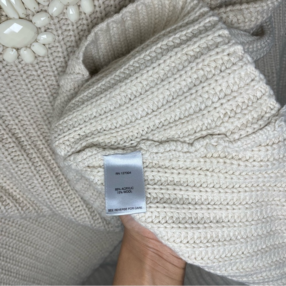 John Mark Cream Knit Sweater with Floral Embellishments Neckline XL - Picture 8 of 9